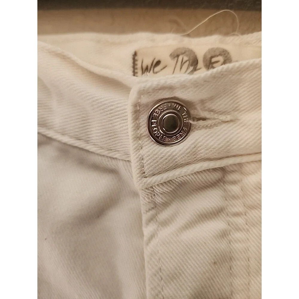 Free People Womens White High Rise Distressed Slim Straight Jeans Size 28